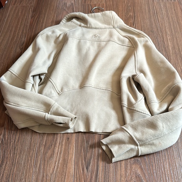 Lululemon cropped scuba funnel neck size xs/s like new condition trench colour - Picture 3 of 3